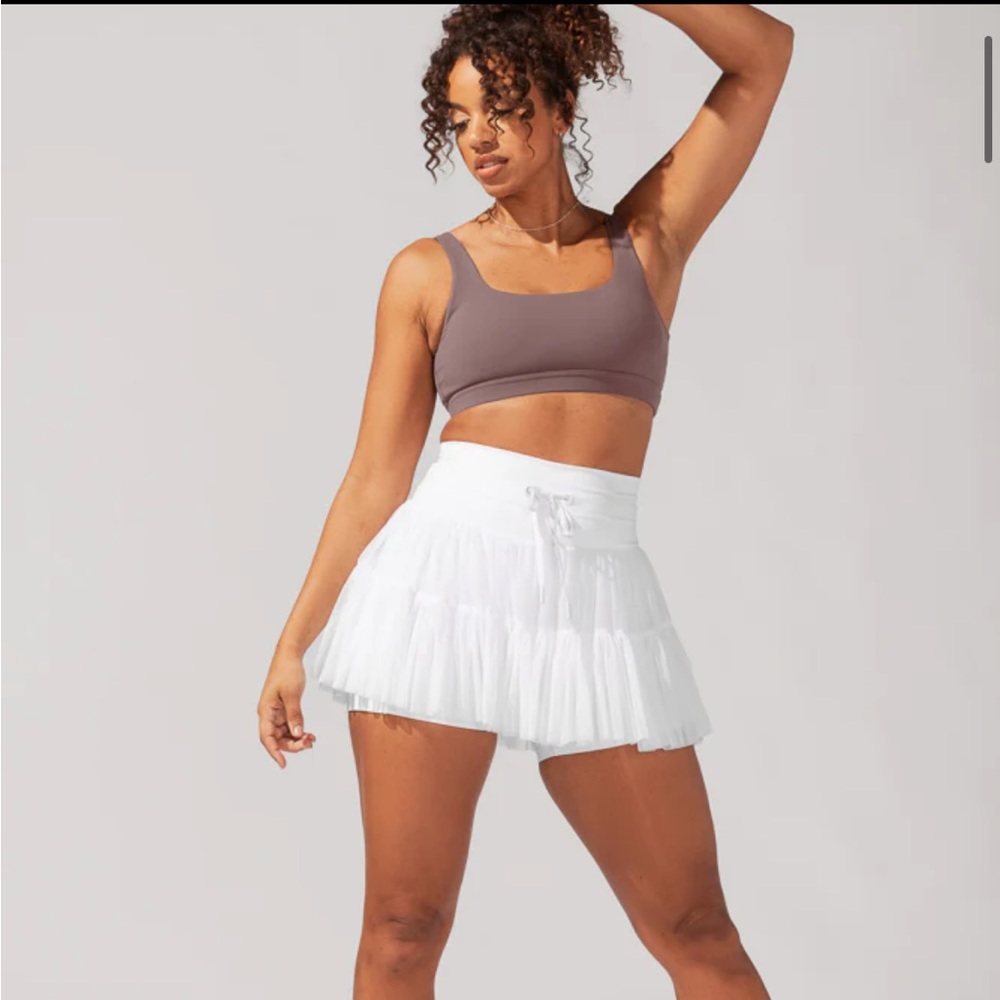 Popflex white tennis skirt